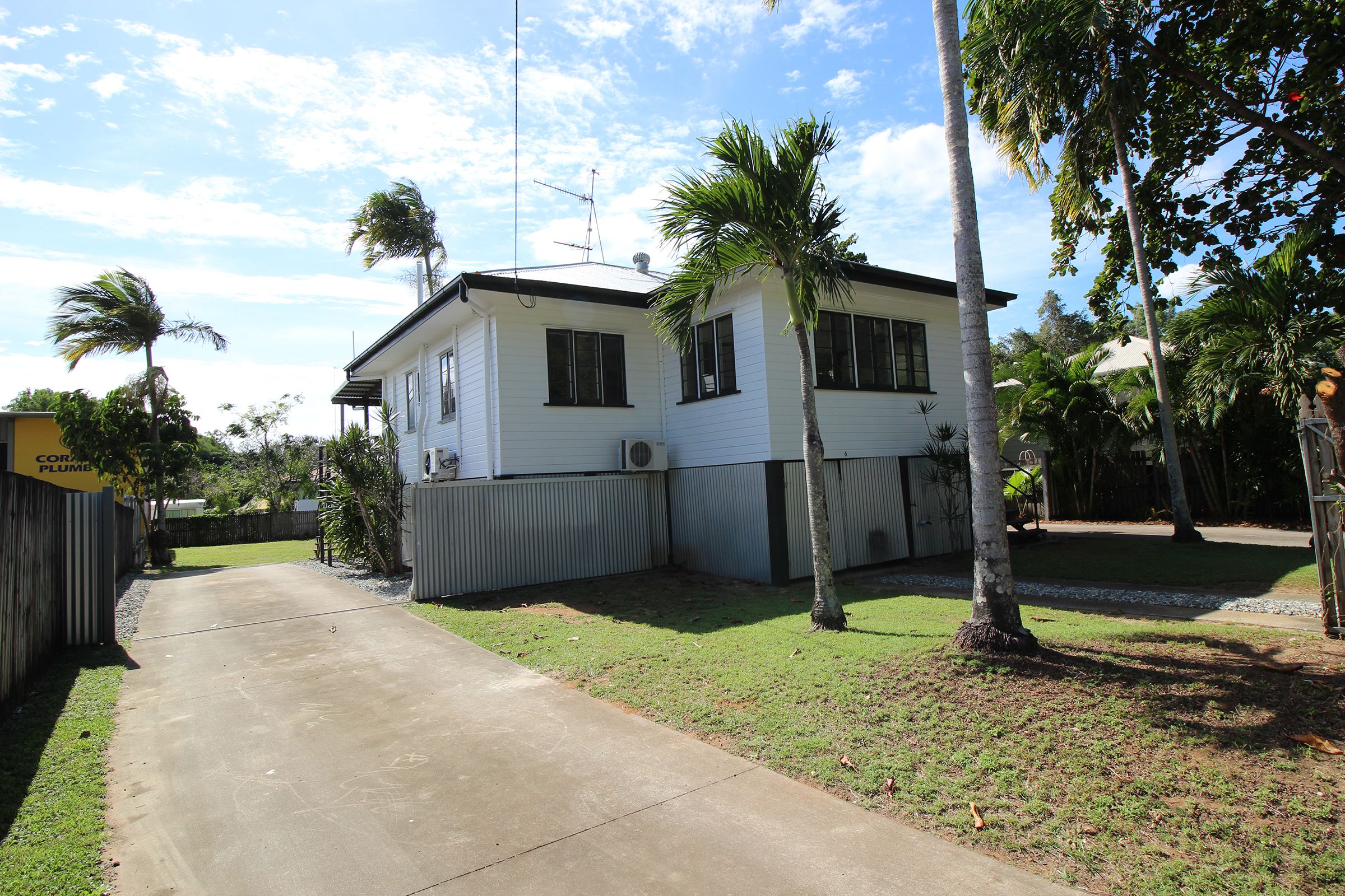 Commercial Industrial/Warehouse Property Leased Cairns, QLD 6 Magazine