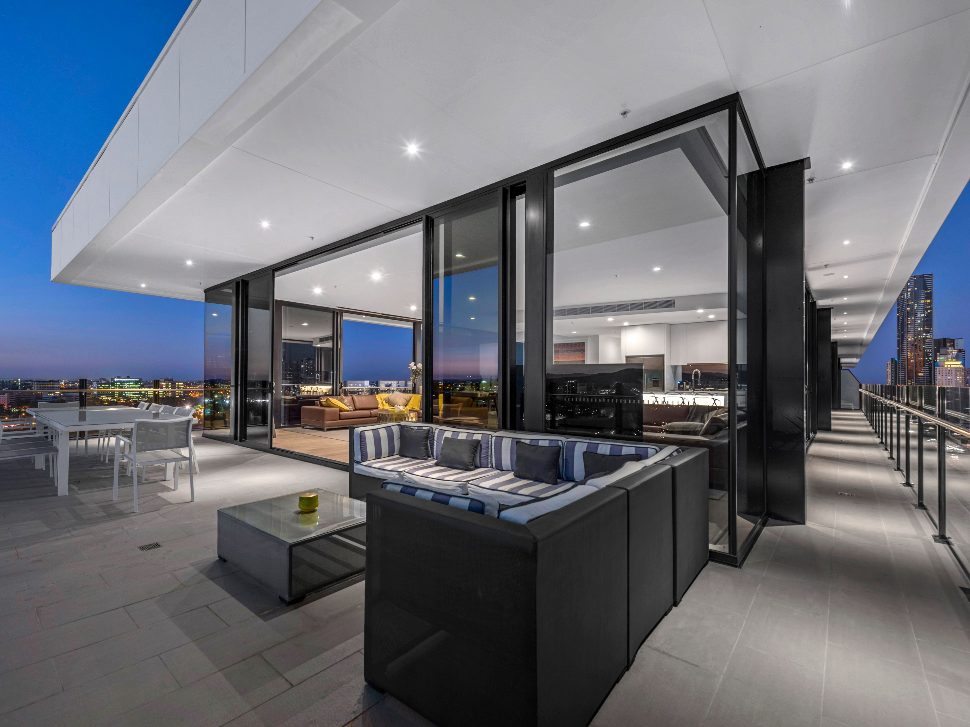 1601 477 Boundary Street Spring Hill Qld Residential Apartment Sold