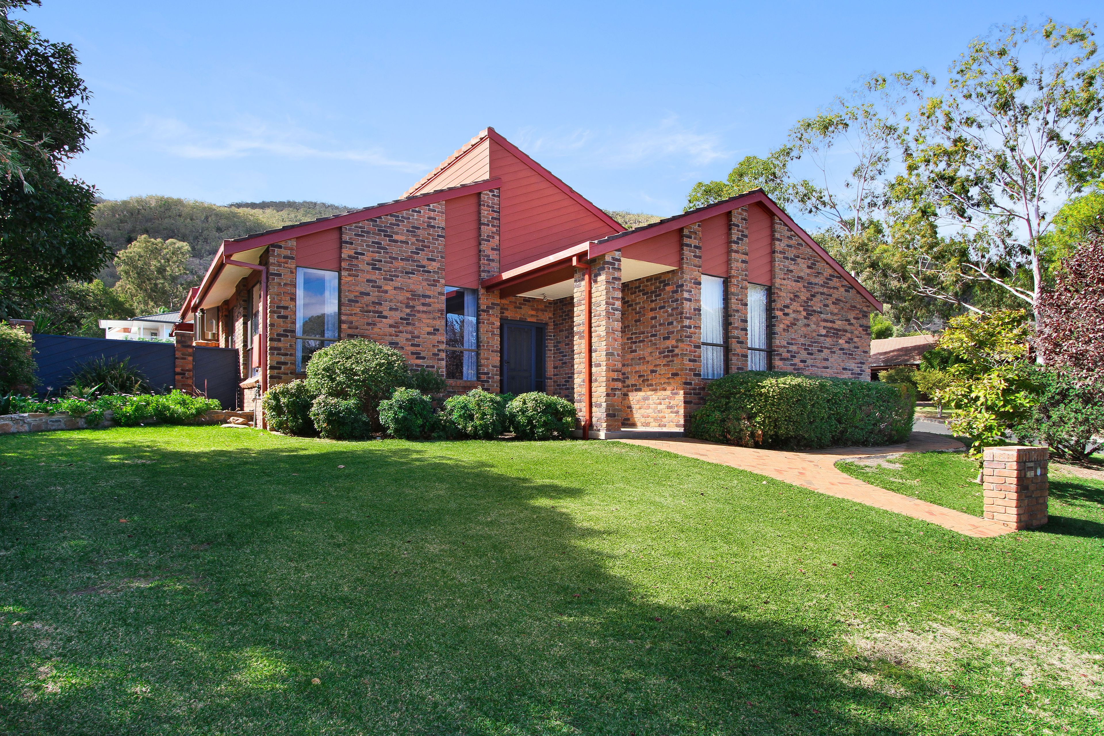36 Valley Drive, Tamworth, NSW Residential House Sold