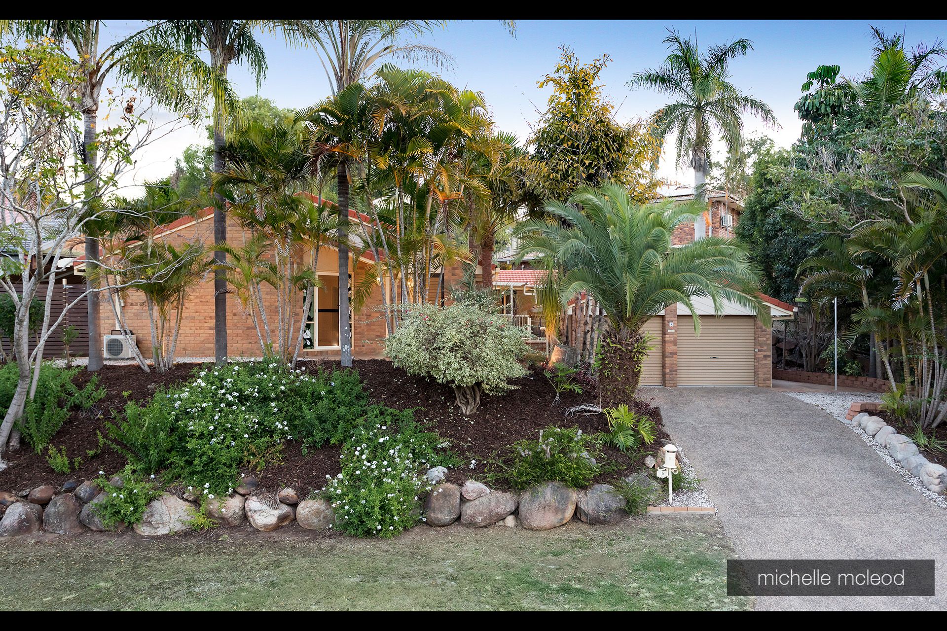 9 Diamantina Street, Chapel Hill, QLD Residential House Sold