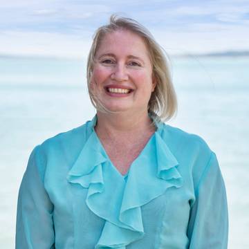 Elvera Smith, Reception and Administration at Ray White Beachlands