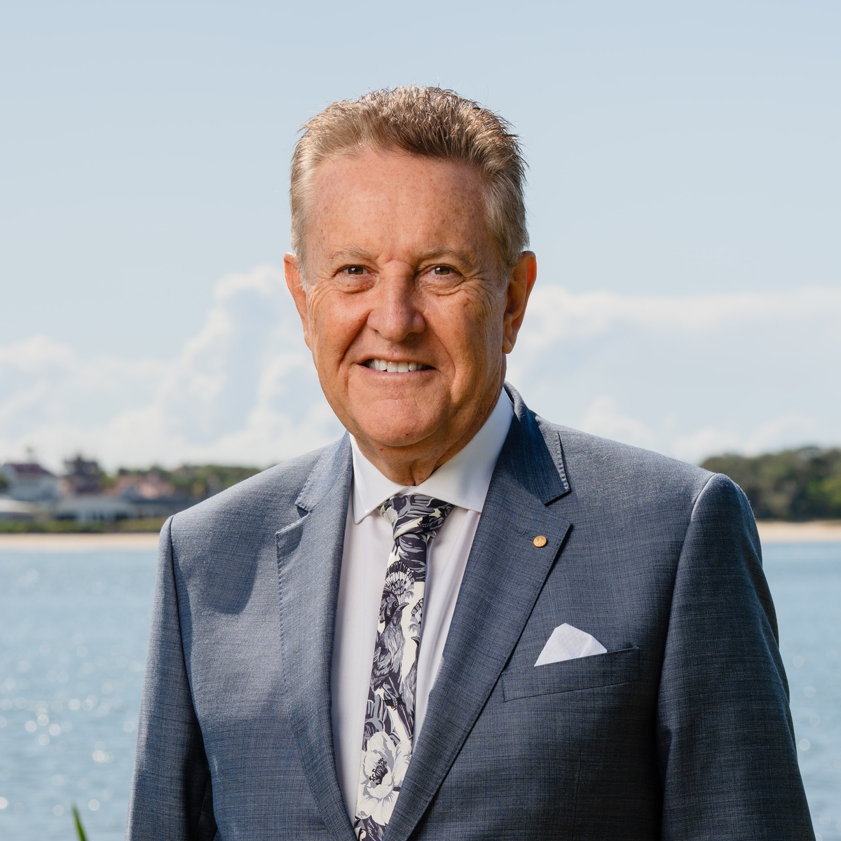 Andrew Bell • Ray White