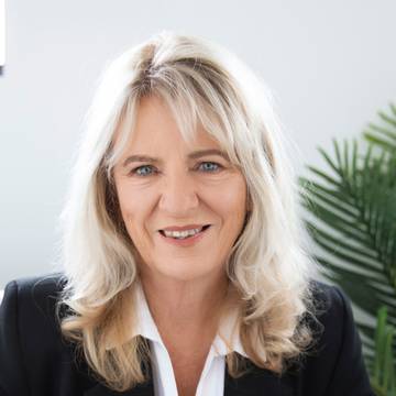Lynn Lockhart, Licencee Salesperson at Ray White Karaka