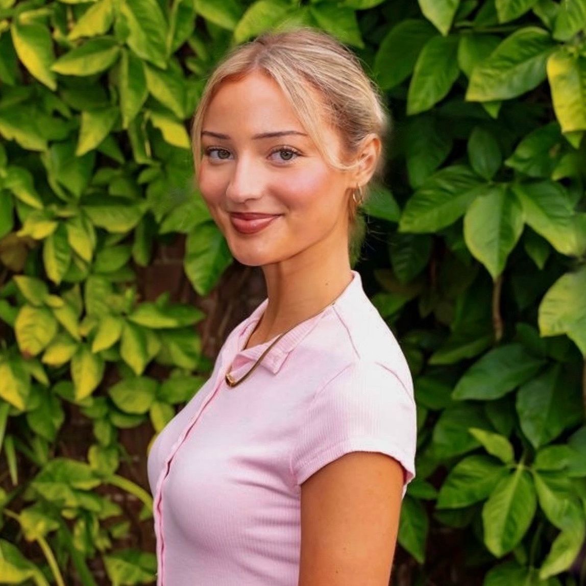 Mia Guest