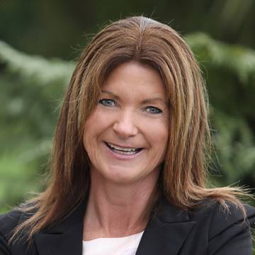Barbara Sutton, Licensee Salesperson at Ray White Invercargill