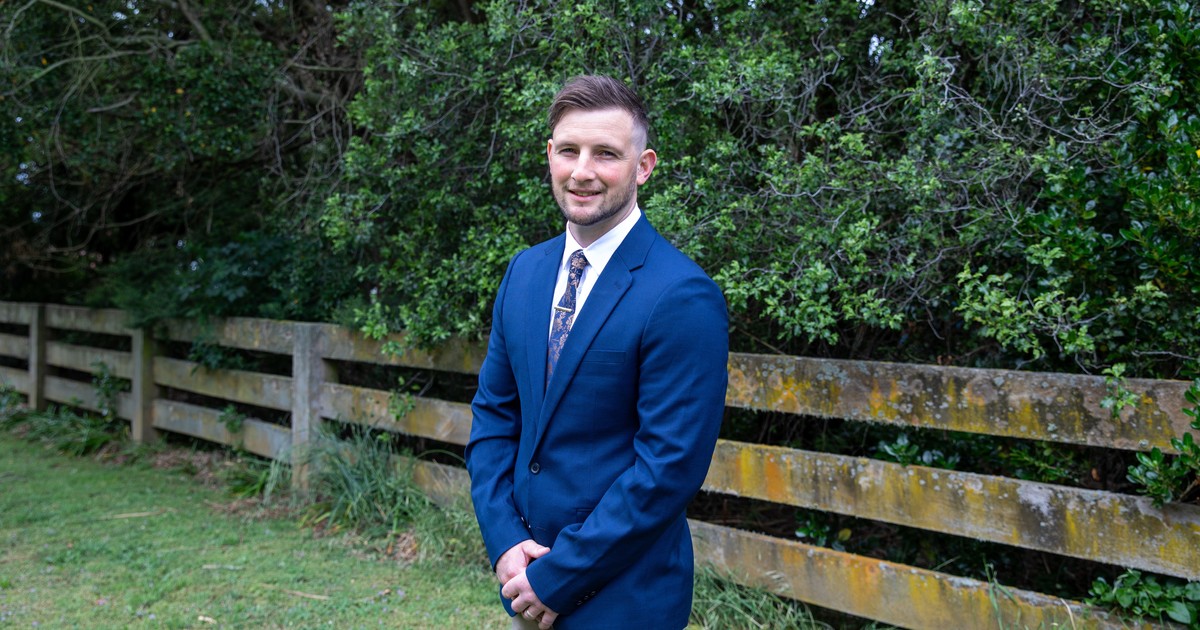 Douglas R. White Doug Marshall - Licensee Salesperson - Ray White Canterbury