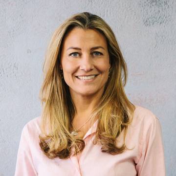 Cristina Casares, Licensee Salesperson at Ray White Ponsonby