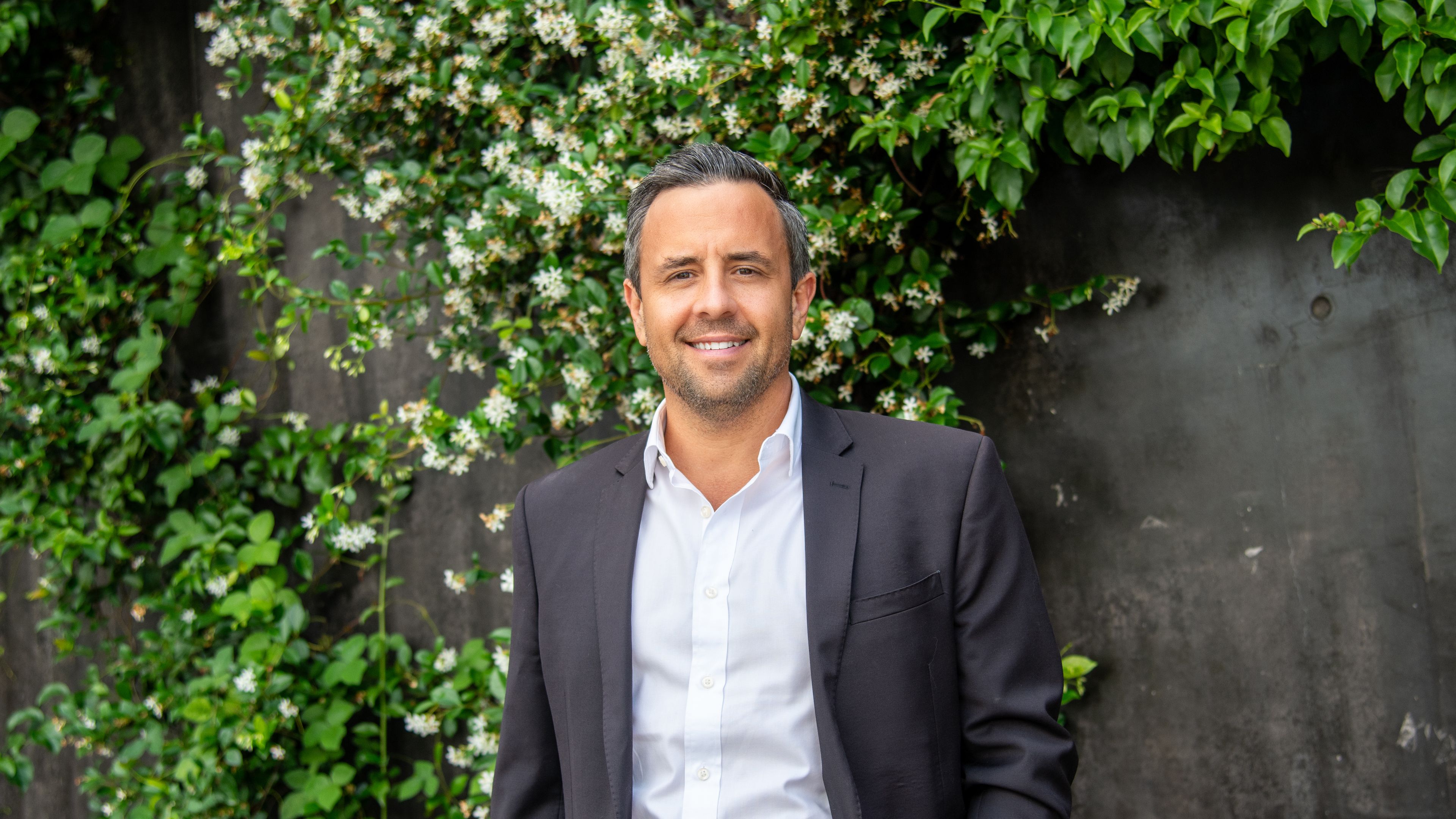 Robbie Graham - Sales & Marketing - Ray White Main Beach