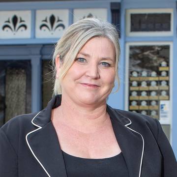 Rochelle Poulter, Licensee Salesperson at Ray White Barrington