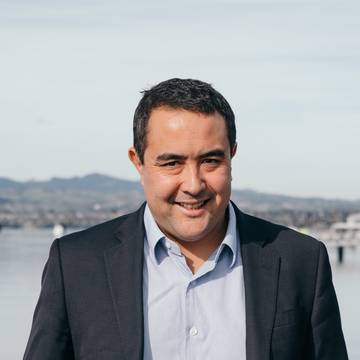 Rodney Fong, Licensee Salesperson - Director - Auctioneer at Ray White Tauranga