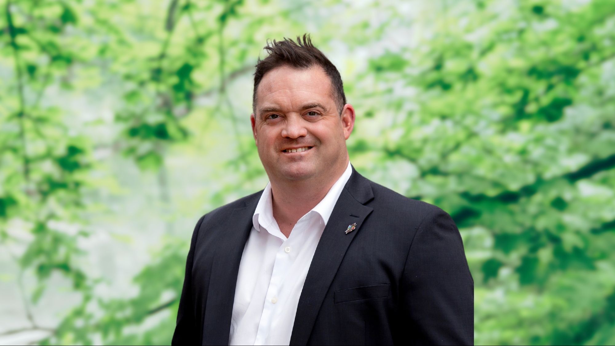 Peter Don - Sales Director & Auctioneer - Ray White Diamond Creek