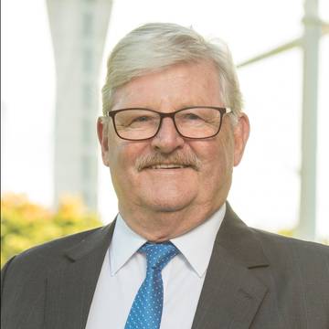 Bruce Truscott, Licensee Salesperson / Commercial at Ray White City Apartments