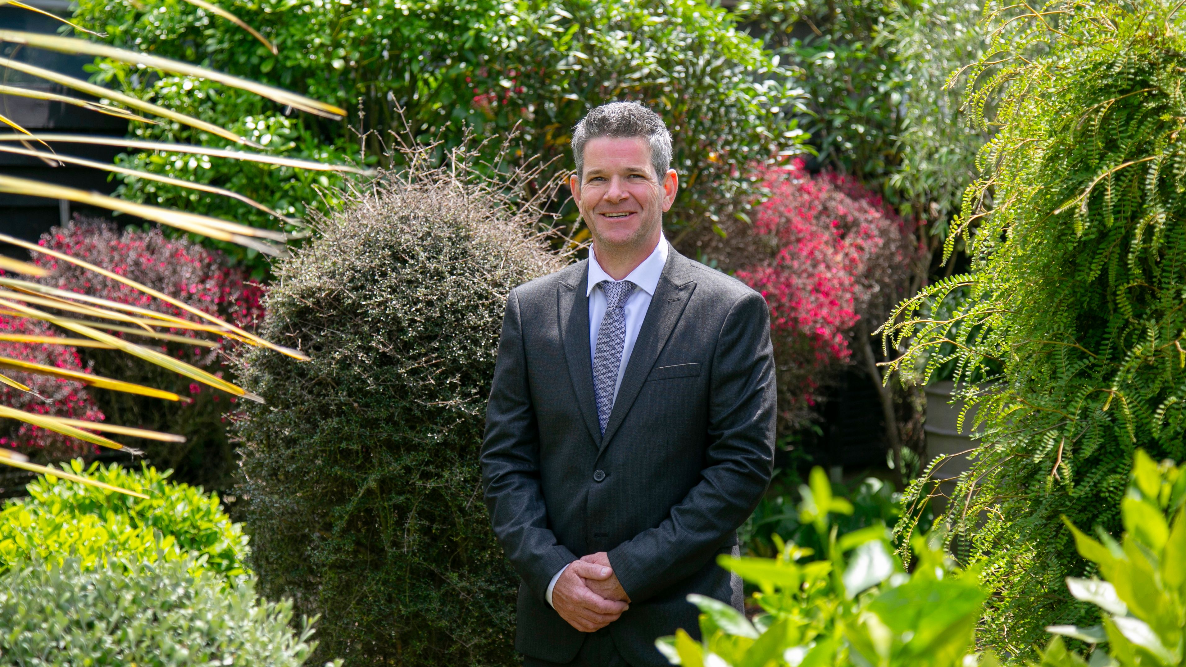 Scott Riddell - Licensee Saleperson - Ray White Taupo