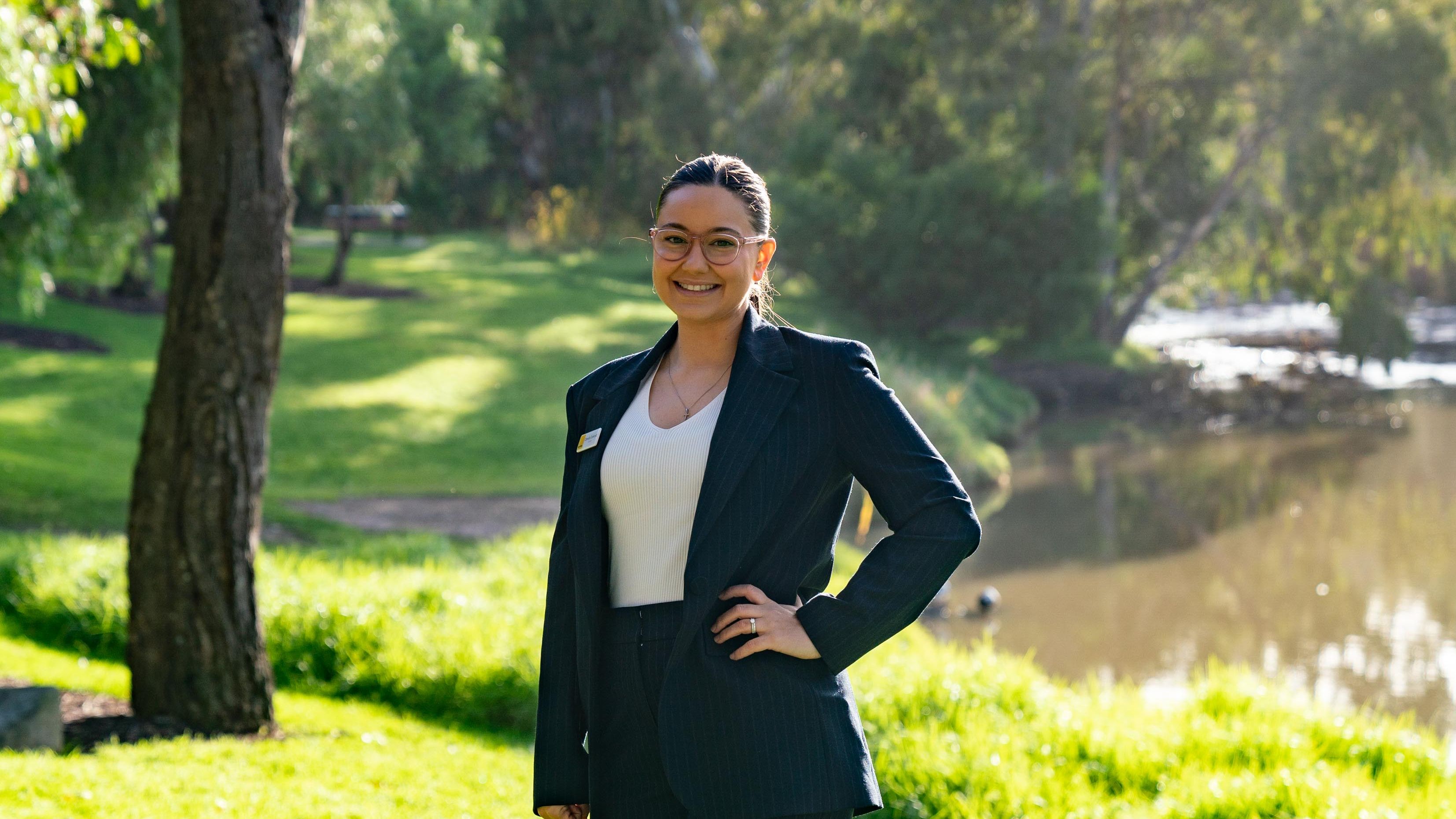 danielle-durkovic-trust-account-manager-ray-white-sunbury