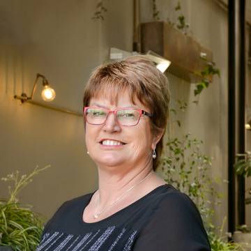 Pauline Hope, Personal Assistant to Leon Mitchell at Ray White Hamilton City