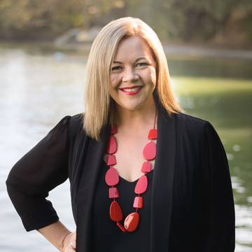 Regan Golding, Licensee Salesperson at Ray White Beach Haven