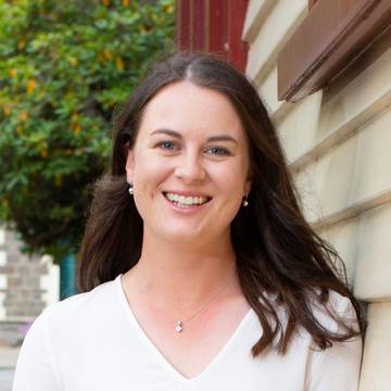 Caitlyn Bassett, Assistant Property Manager to Ashleigh Clutterbuck at Ray White McPherson Property Management