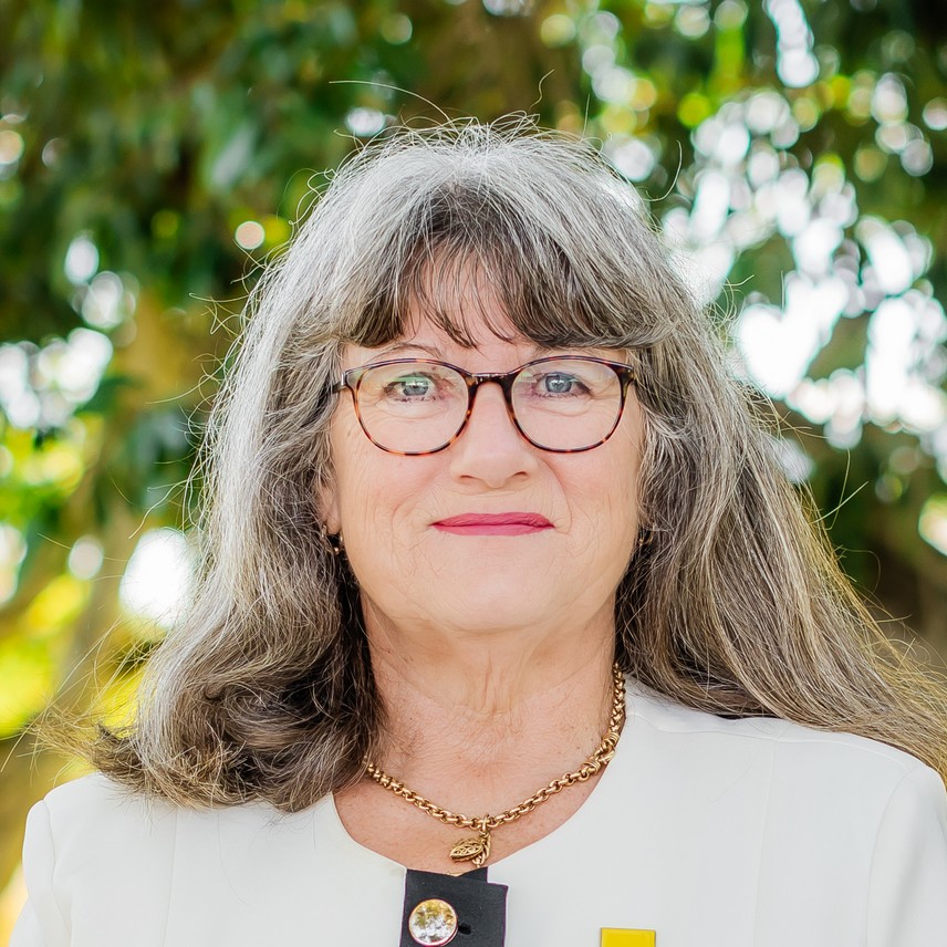 Linda Ausburn