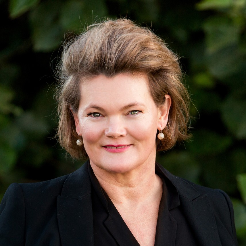 Jonelle Reisenleiter