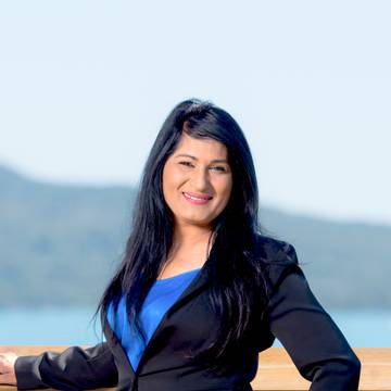 Sheena Dhillon, Licensee Salesperson at Ray White Pakuranga