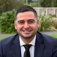 Andre Zareian, Licensee Salesperson at Ray White Parnell