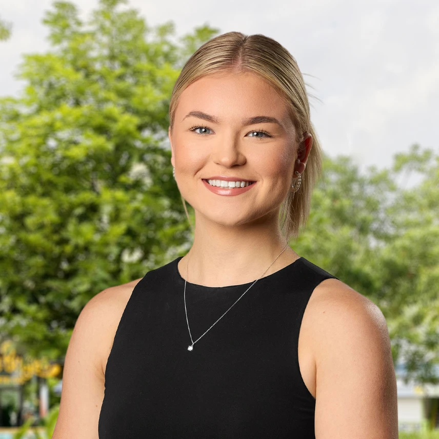 Elly McCullock
