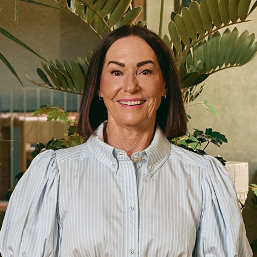 Robyn Hoare