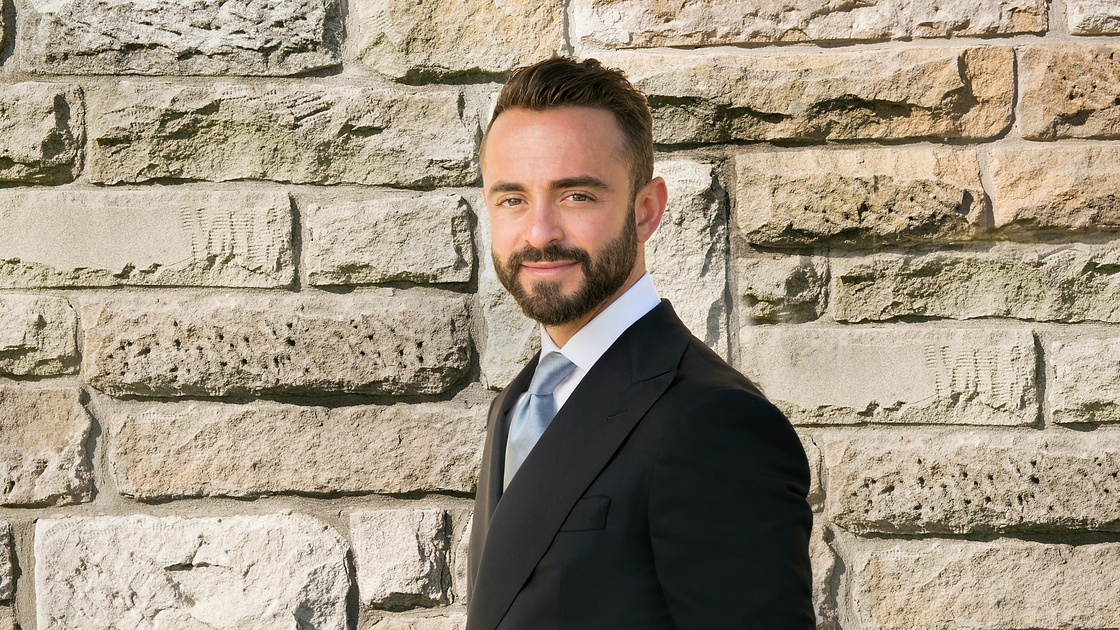 Contact Gavin Rubinstein