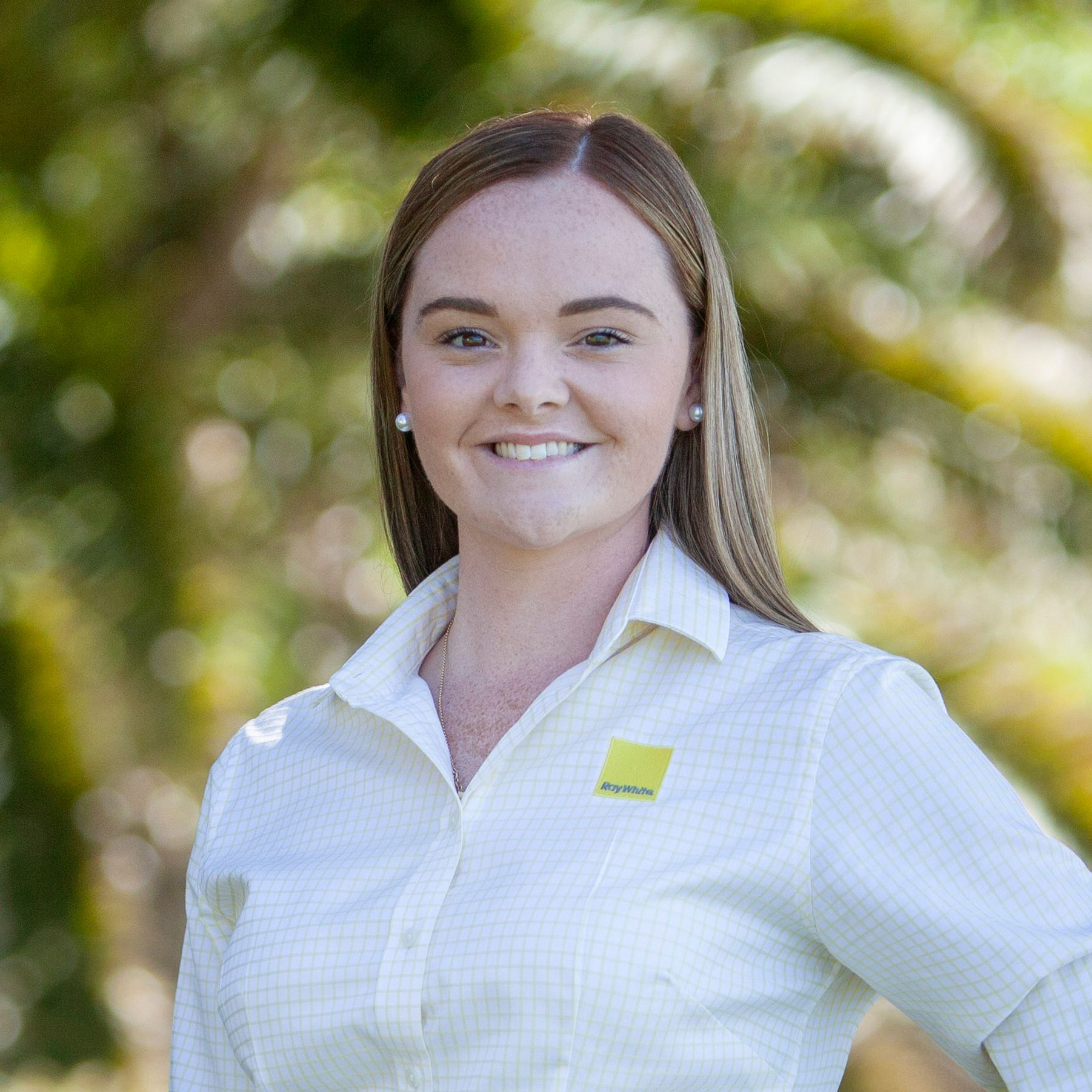 Gabby Neale Property Sales Consultant/Assistant Ray White Manning