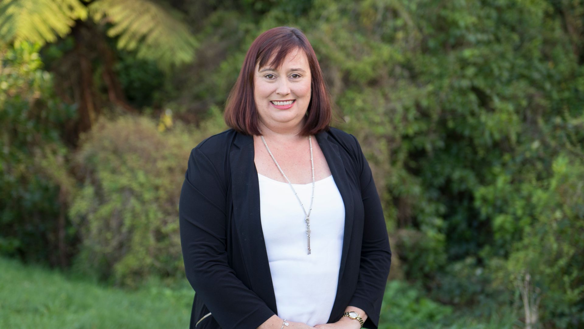 Tracy Logan Real Estate Ray White New Zealand