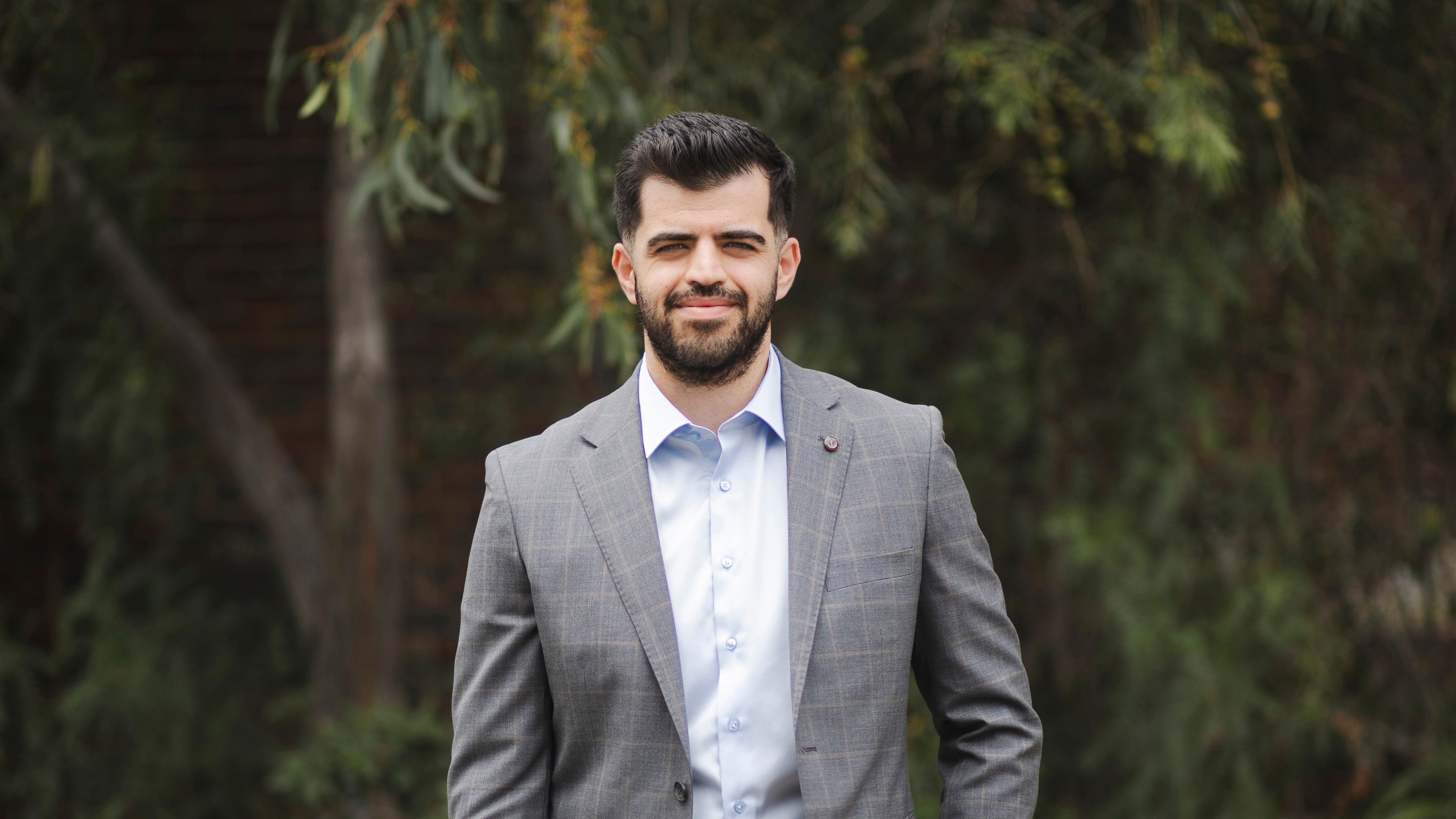 Ali Celik - Salesperson | Licensed Estate Agent - Ray White Glenroy