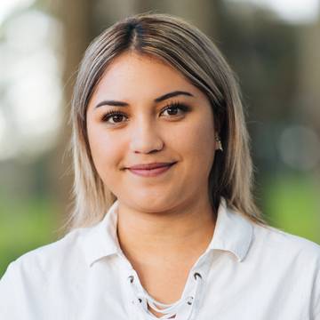 Debbie Kingi, Receptionist at Ray White Manukau