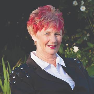 Linda Breeze, Licensee Salesperson at Ray White Papakura