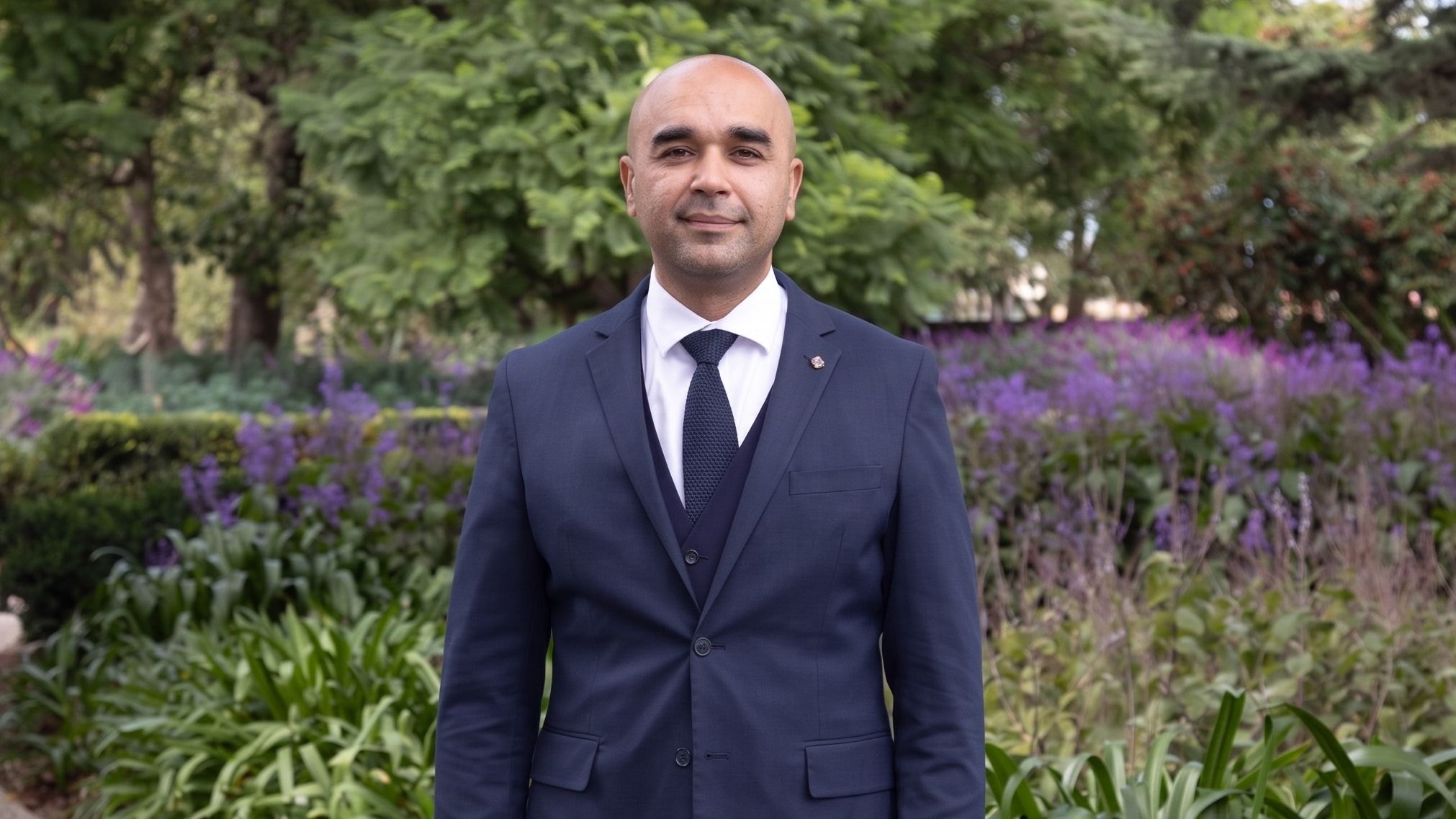 Marwan Idrees - Sales Consultant - Ray White Sunshine