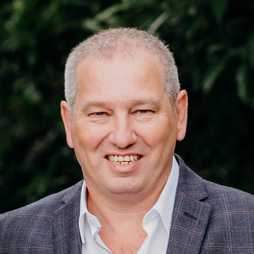 Michael Lochore AREINZ