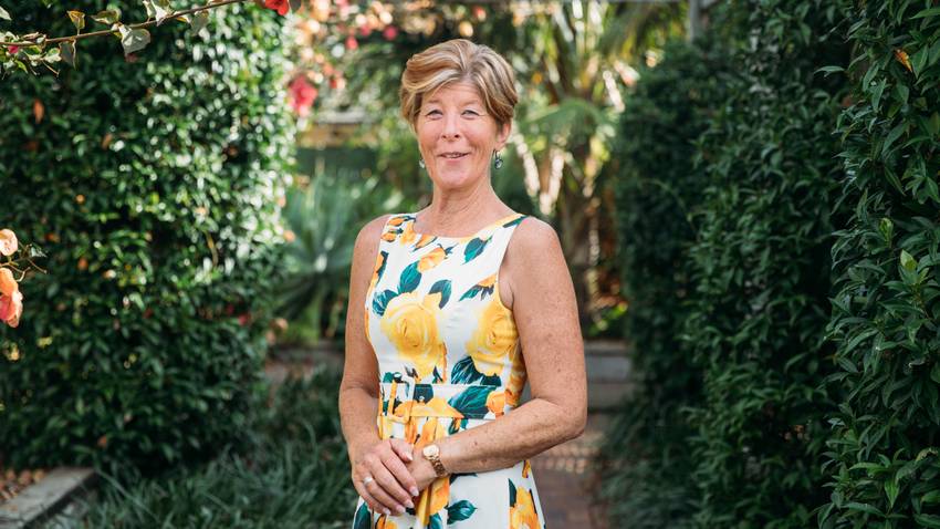 Debs Gregory, Licensee Salesperson at Ray White Central West