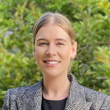 Siobhan Smyth, Administrator at Ray White Avondale