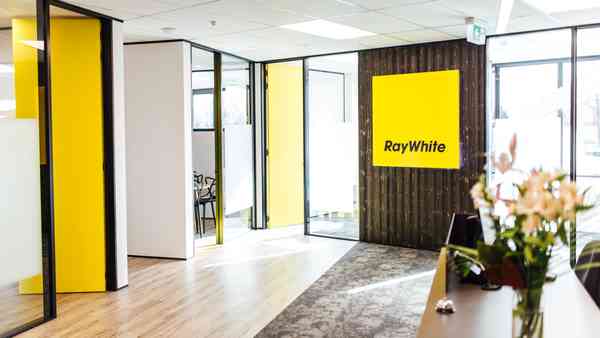 Ray White Papanui photo 1