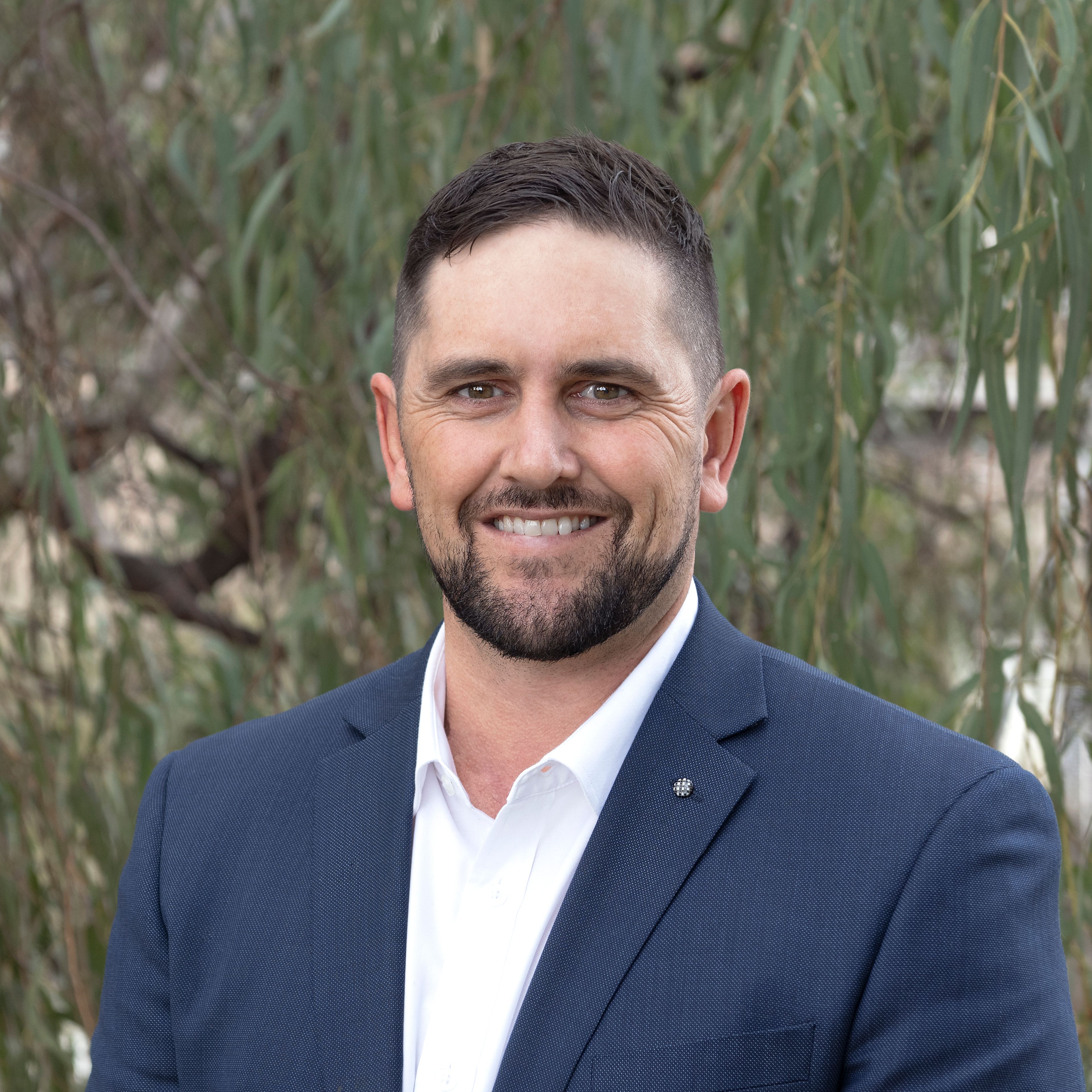 Damian Jones Commercial Property Manager Ray White Swan Hill