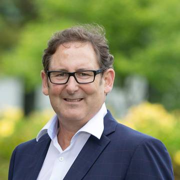 Warren Tibbotts, Licensee Salesperson at Ray White Papakura