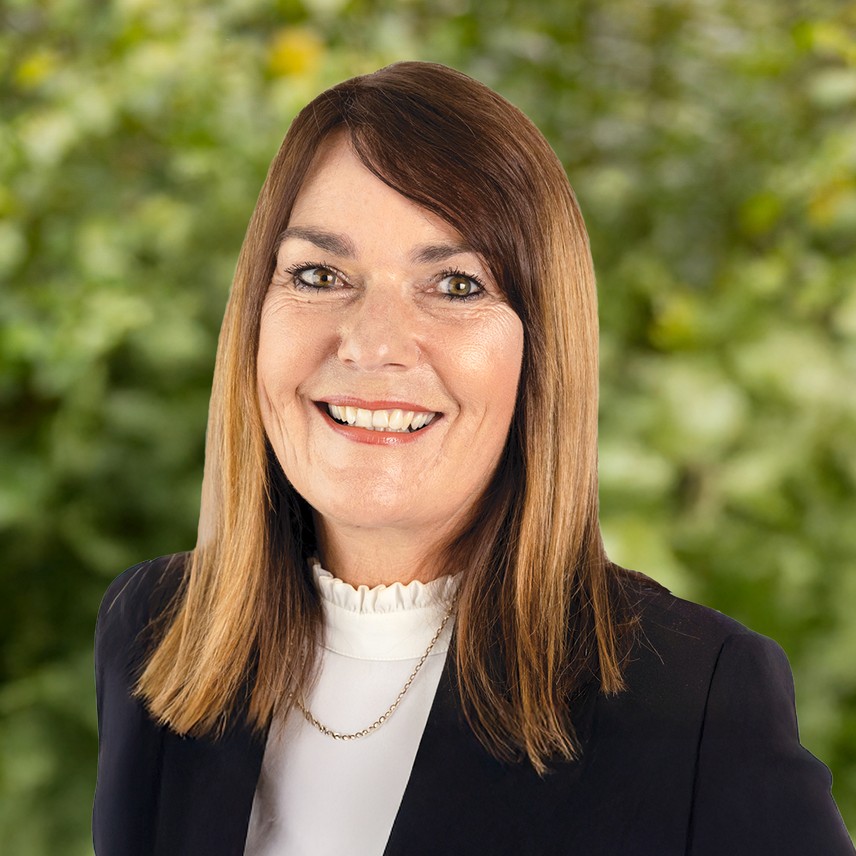 Maureen Crowe