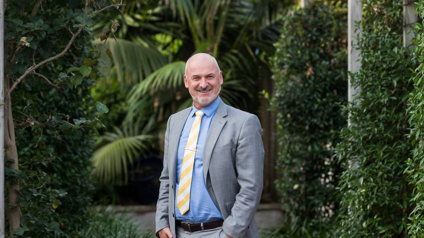Craig Smith, Licensee Agent - CEO at Ray White Titirangi