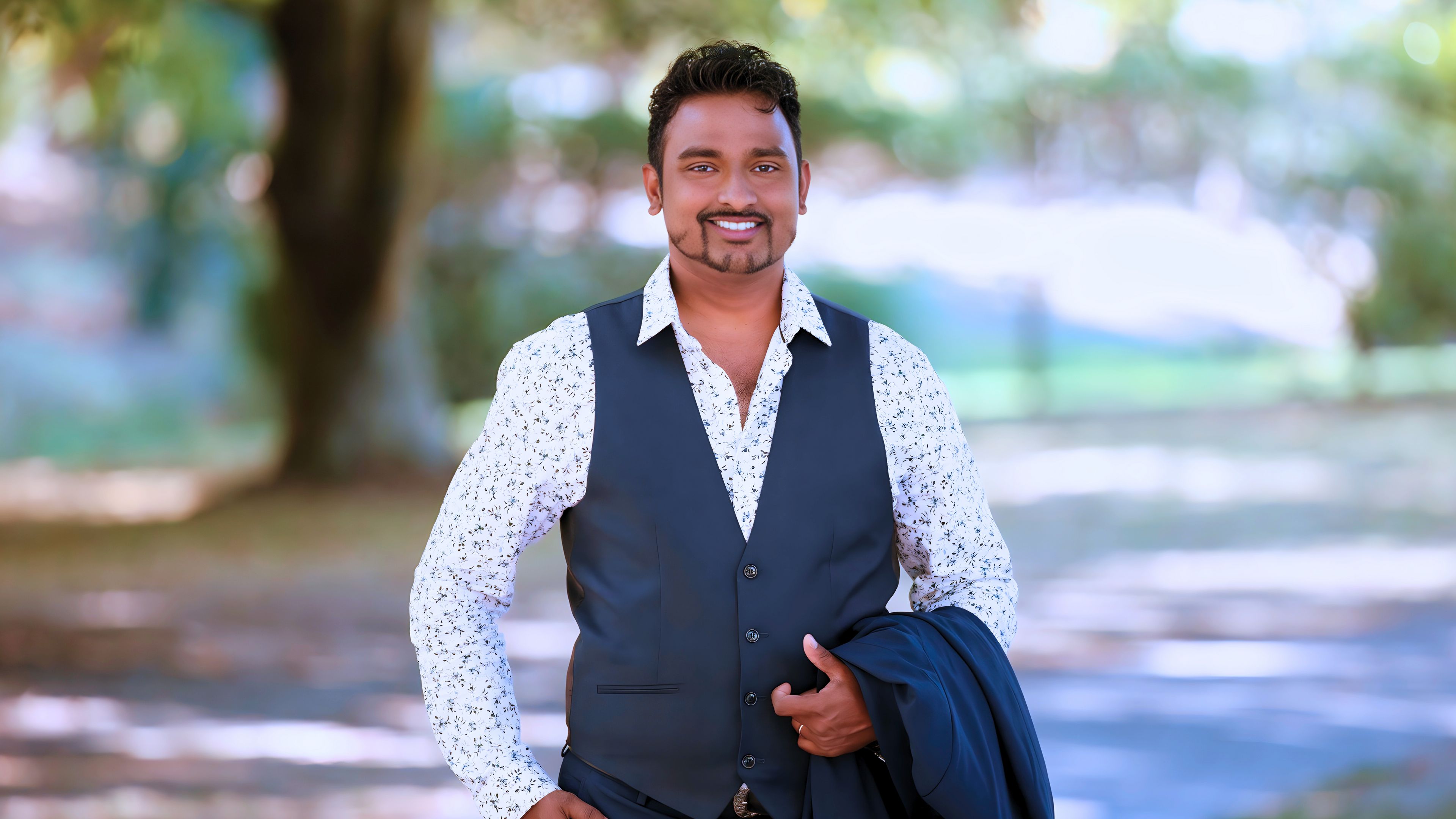 Vish Prasad - Licensee Salesperson - Ray White Blenheim