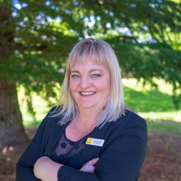 Penny Shanks, Property Management at Ray White Te Anau
