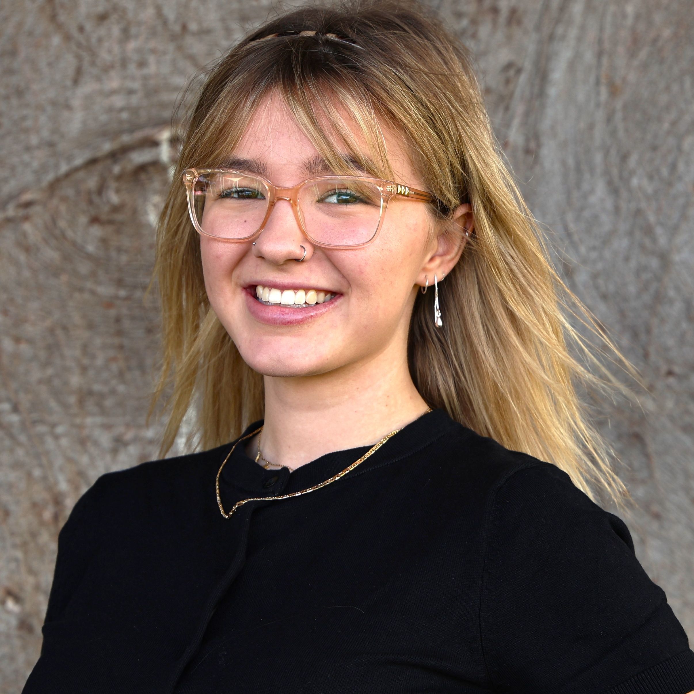 Halle Couzner