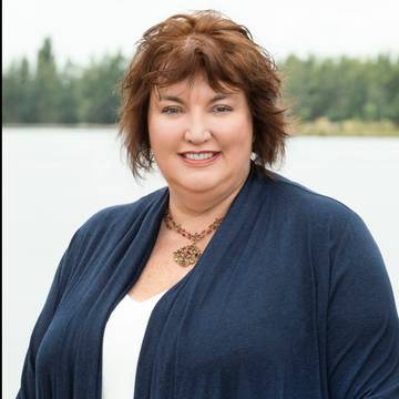 Lynne Bridge, Licensee Salesperson at Ray White Ashburton