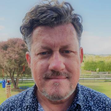 Craig Warburton, Licensee Salesperson at Ray White City Apartments