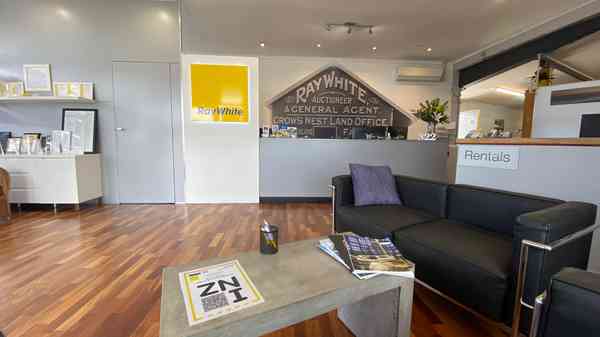 Ray White Kumeu photo 1