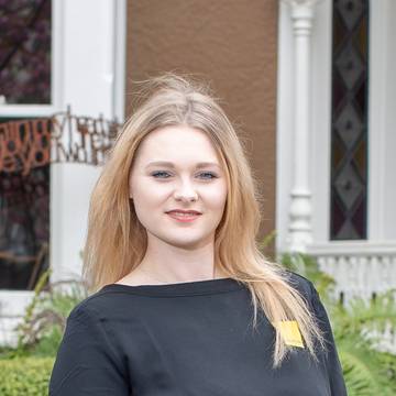 Emily Minehan, Assistant Property Manager to Elizabeth Goulding at Ray White McPherson Property Management