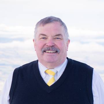 Don McFarlane, Licensee Agent at Ray White Te Anau